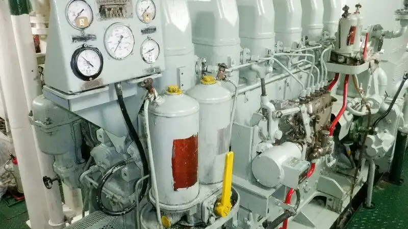 Ilgas žvejybos laivas parduodamas