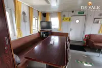 Plūduriuojantis viešbutis parduodamas