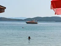 Darbiniai laivai parduodamas