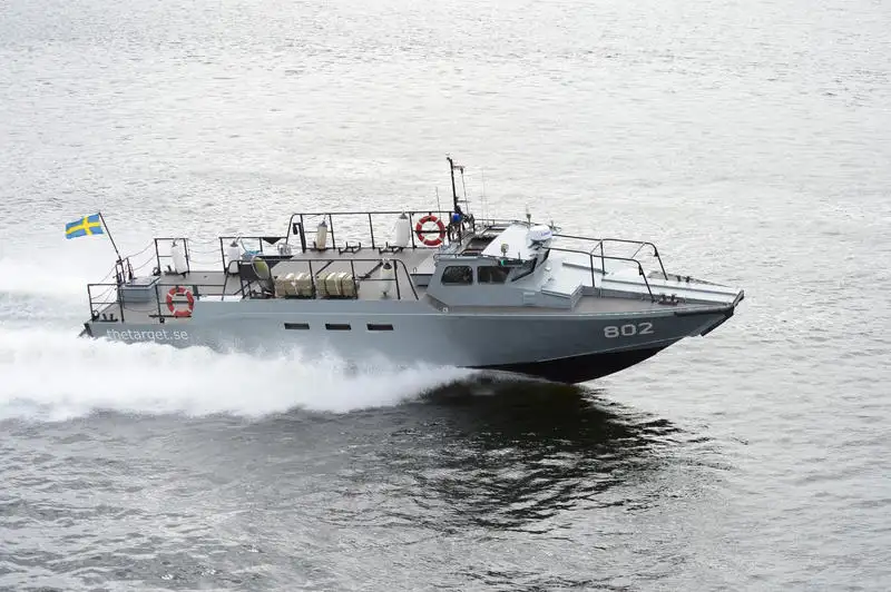 Kariniai laivai parduodamas