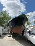 Loto laivas parduodamas