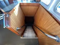 Įgulos laivas parduodamas