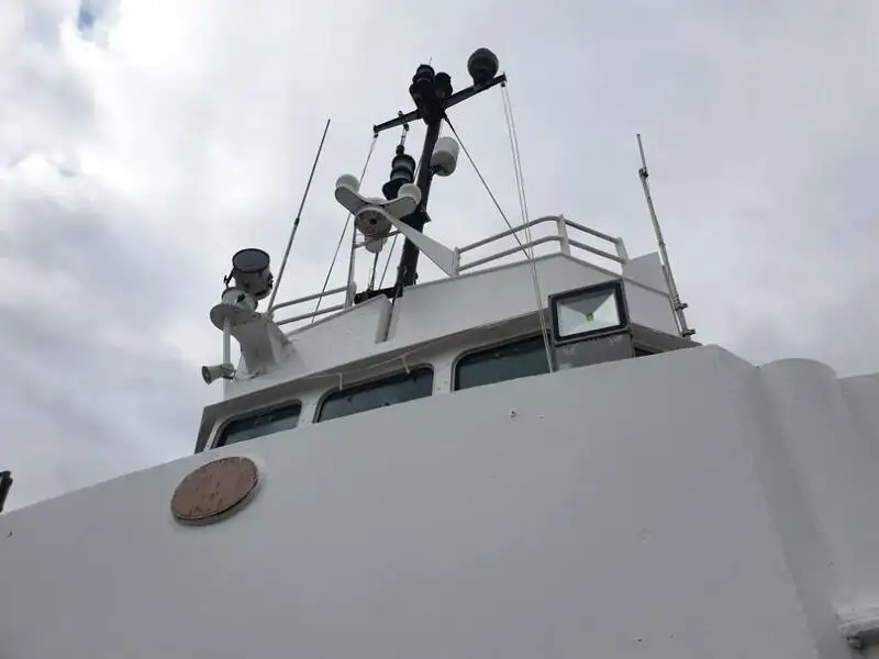Darbiniai laivai parduodamas