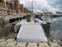 Konteinerių laivas Parduodama