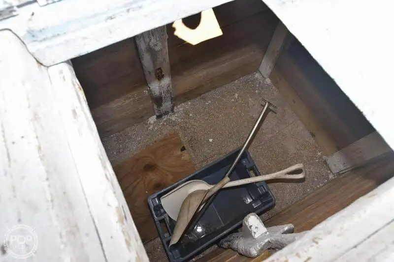 Ilgas žvejybos laivas parduodamas