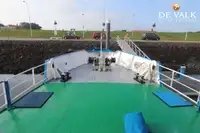 Plūduriuojantis viešbutis parduodamas