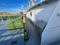 Įgulos laivas parduodamas