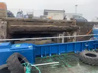 Darbiniai laivai parduodamas