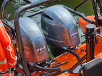 Kietas pripučiamas laivas parduodamas