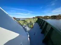 Įgulos laivas parduodamas