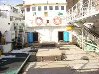 Ilgas žvejybos laivas parduodamas