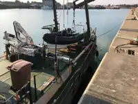 Darbiniai laivai parduodamas