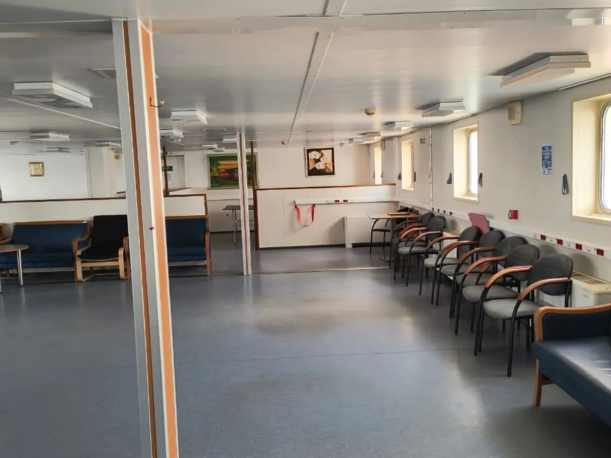 Apgyvendinimo barža parduodamas