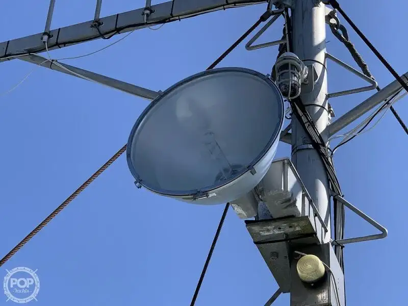 Ilgas žvejybos laivas parduodamas
