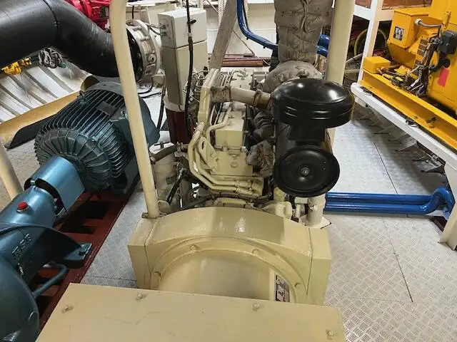 Žvejybos traleris Parduodama