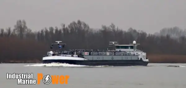 Naftos tanklaivis, chemikalų tanklaivis Parduodama