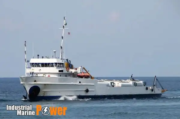 Naftos tanklaivis, chemikalų tanklaivis Parduodama